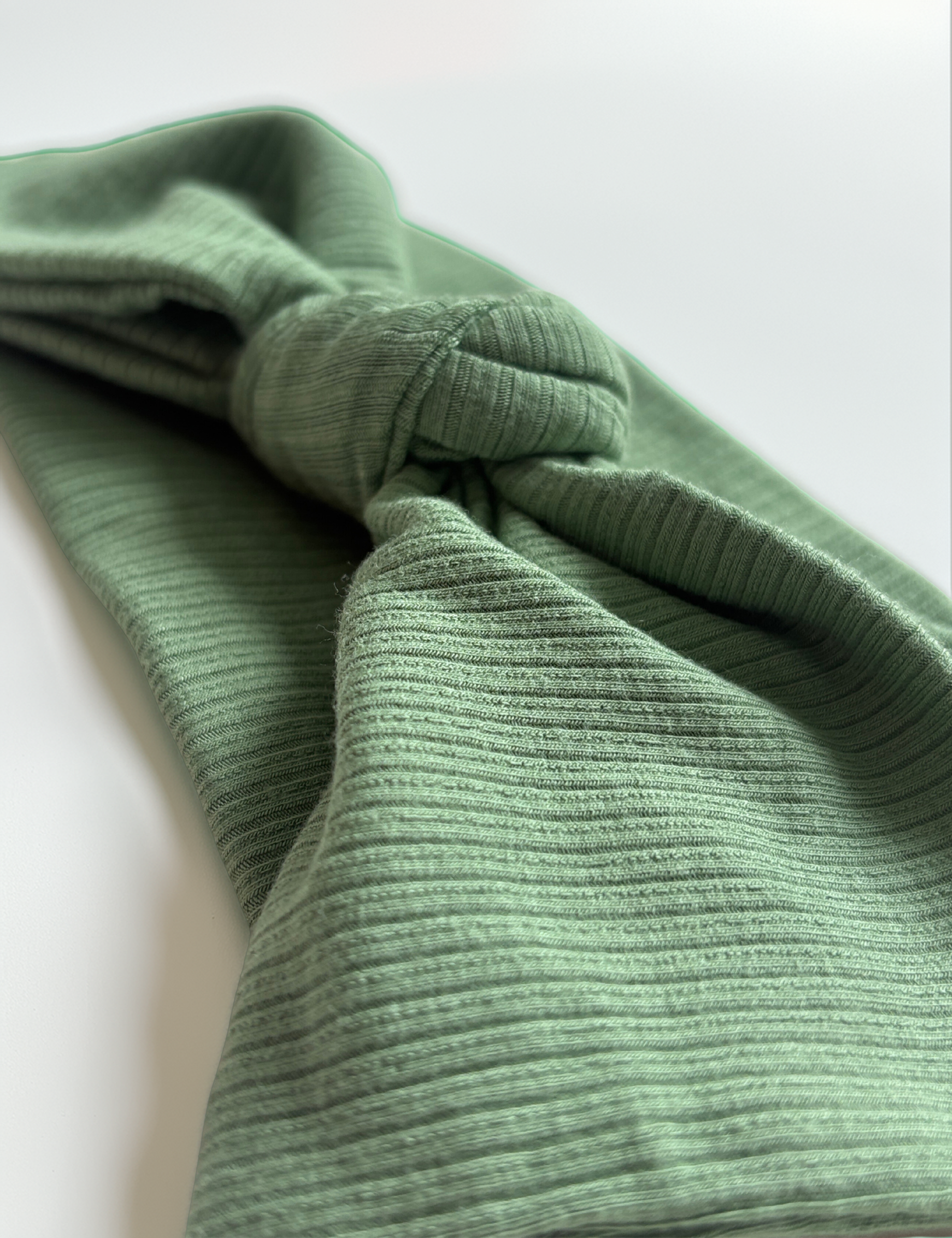 Sage Rib Bow - GLYN & CO.
